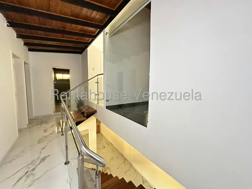 Casa (Duplex) en Venta en El Limon, Aragua - 22