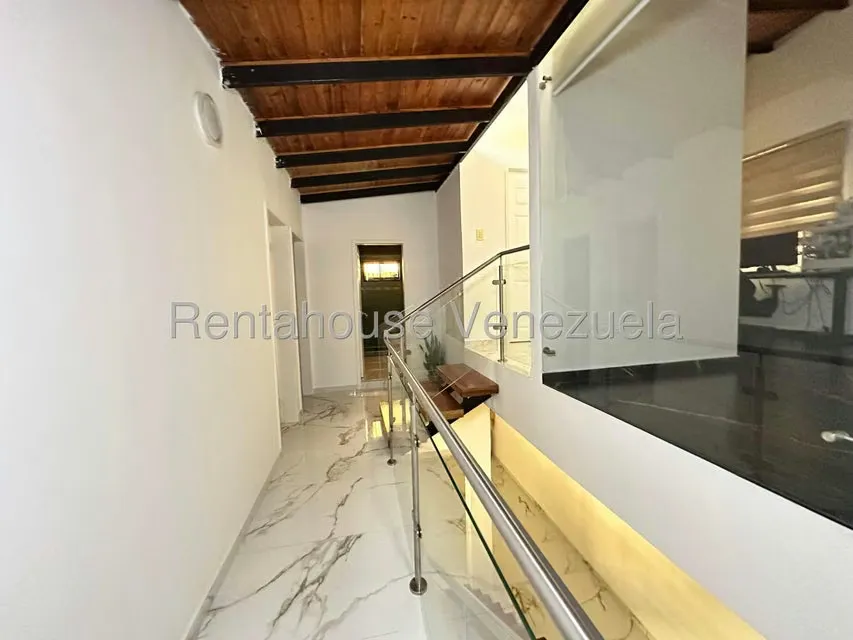 Casa (Duplex) en Venta en El Limon, Aragua - 23