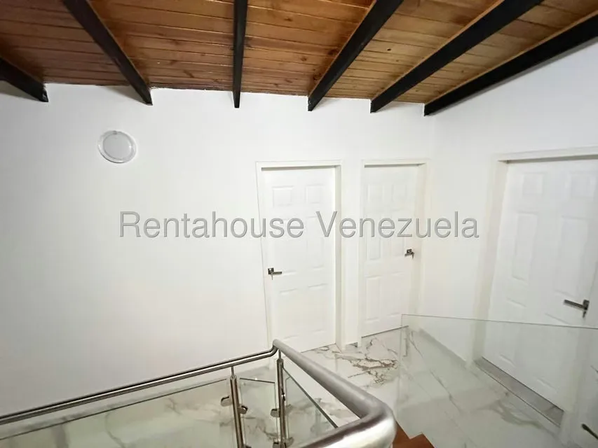 Casa (Duplex) en Venta en El Limon, Aragua - 24