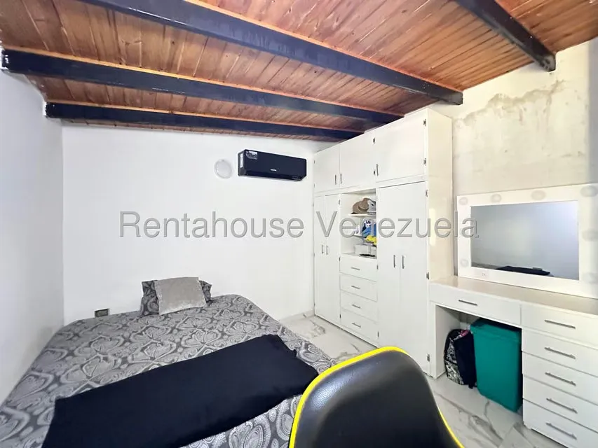 Casa (Duplex) en Venta en El Limon, Aragua - 35