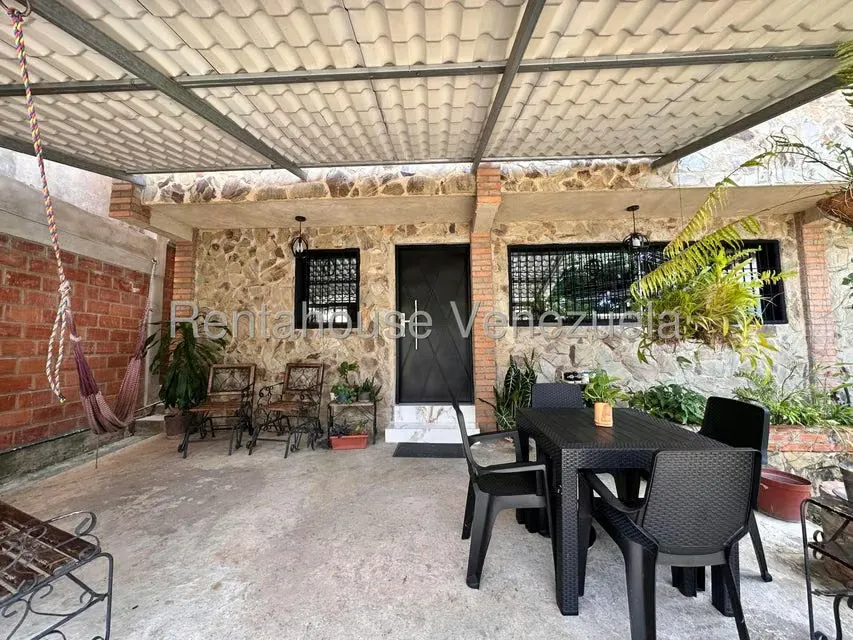 Casa (Duplex) en Venta en El Limon, Aragua - 45