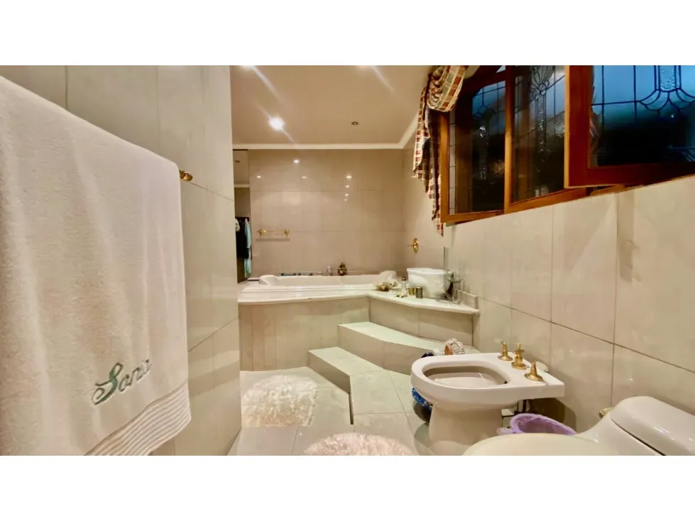 Vendo casa 900m2 Macaracuay 5417 - 23