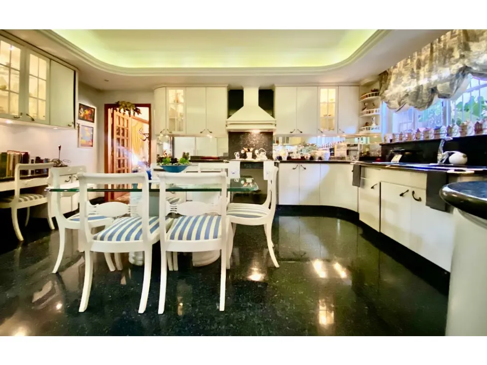 Vendo casa 900m2 Macaracuay 5417 - 4