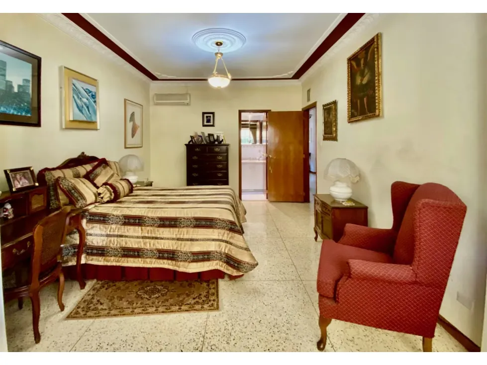 Vendo casa 900m2 Macaracuay 5417 - 34