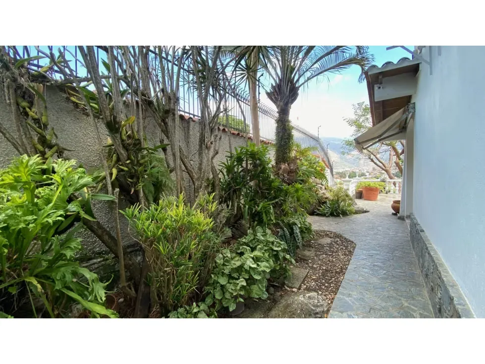Vendo casa 900m2 Macaracuay 5417 - 48