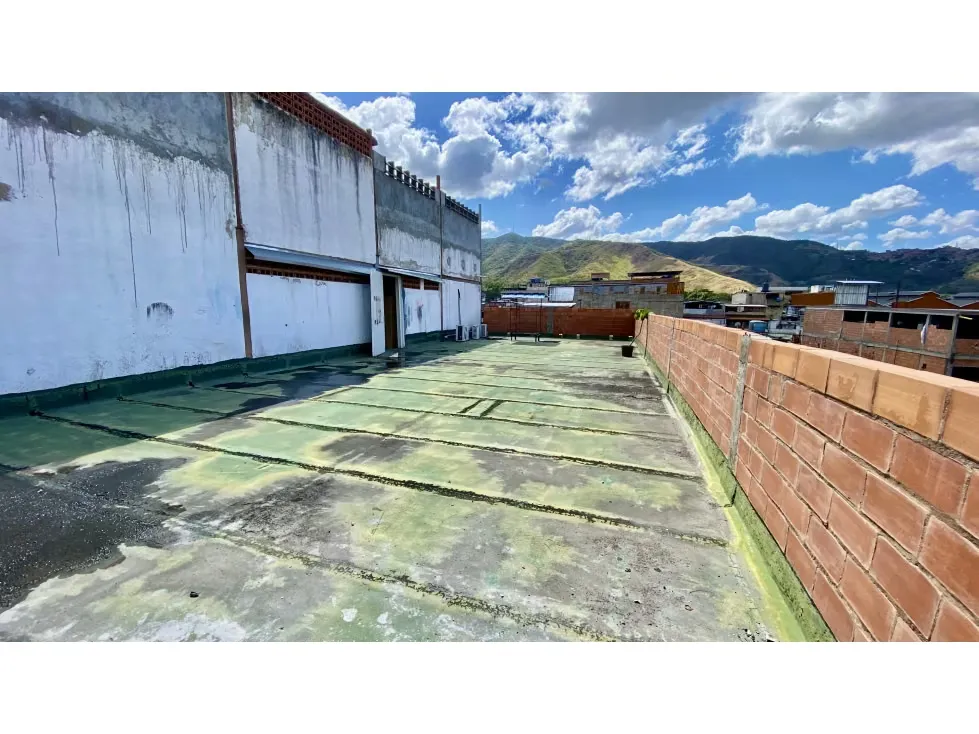 DOS EDIFICIOS COMERCIALES EL CEMENTERIO 1.163 M2, ASCENSOR MONTACARGAS - 11