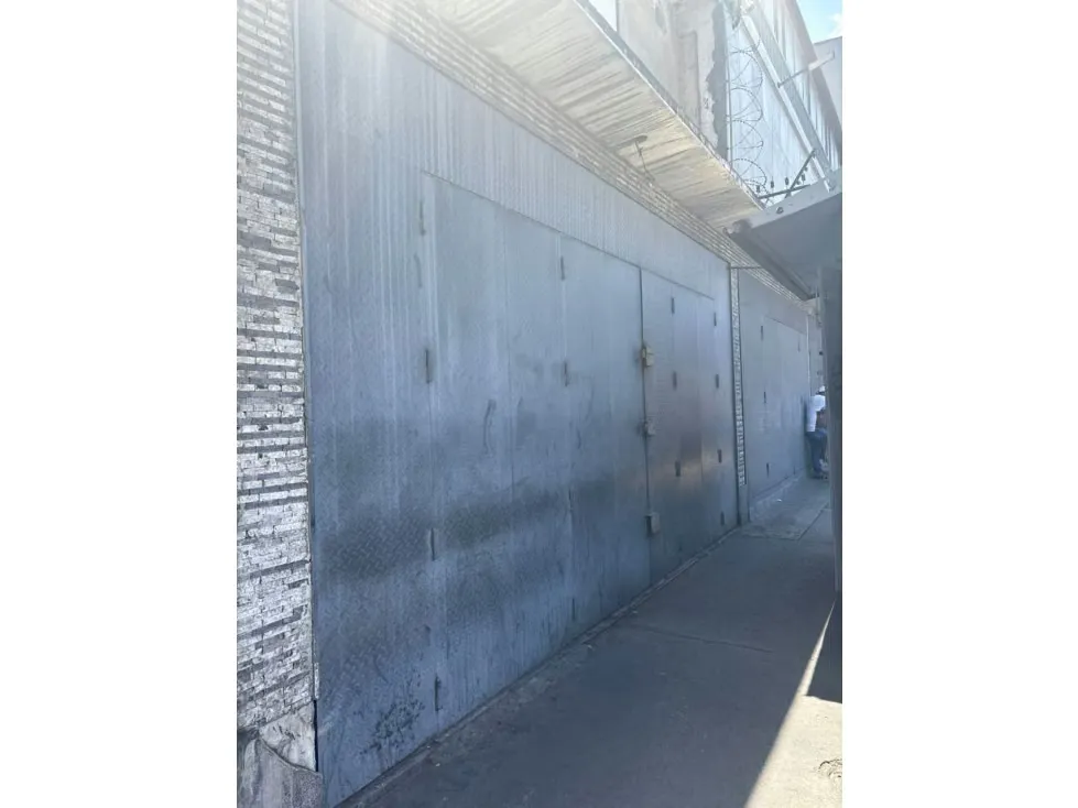Local en alquiler 100m², Quinta Crespo