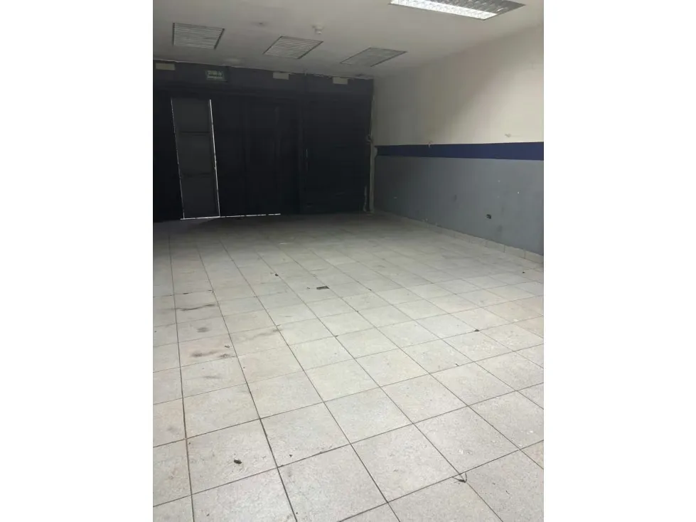 Local en alquiler 100m², Quinta Crespo - 2