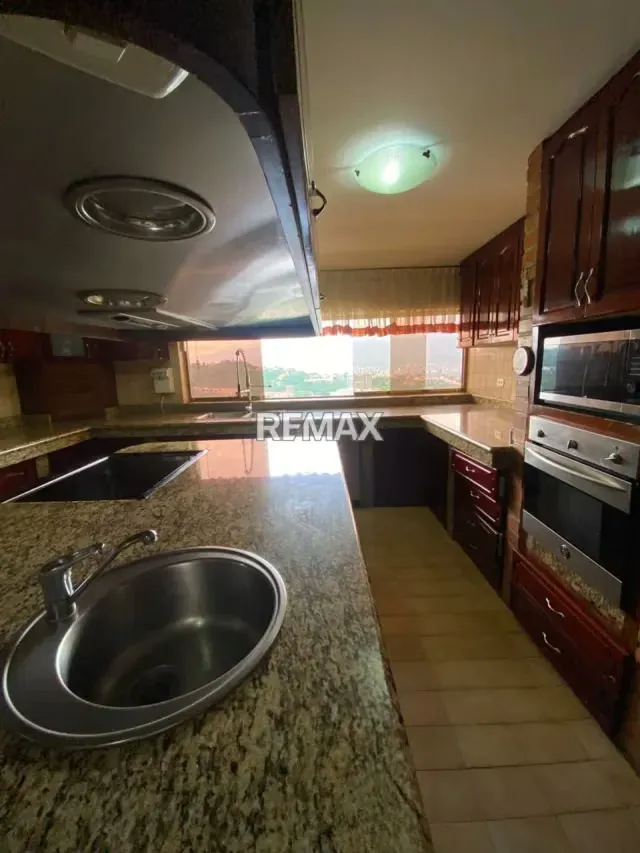 CASA EN VENTA CERRO VERDE - 6
