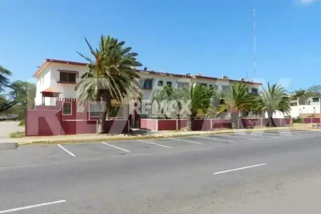 Hotel en Venta, Judibana, Los Taques.