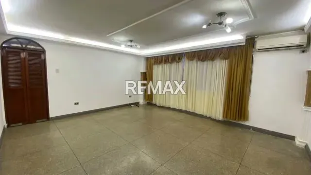 APARTAMENTO EN VENTA LOMA LINDA LAGO MAR BEACH MARACAIBO - 5