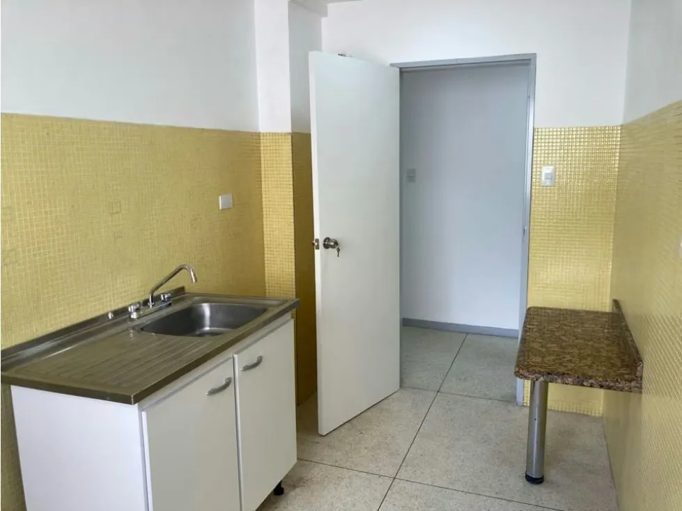 En alquiler oficina 59m2 Los Dos Caminos 9276 - 4