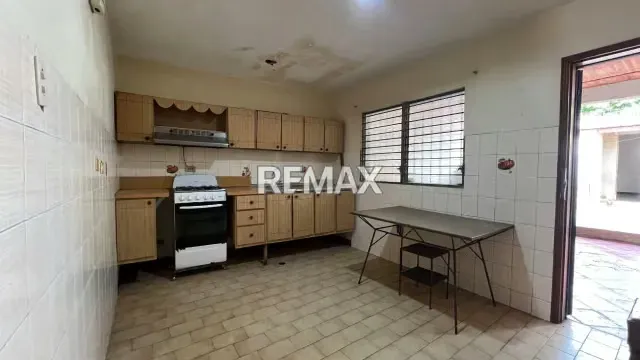 2 Casas para uso Residencial o Comercial - 18