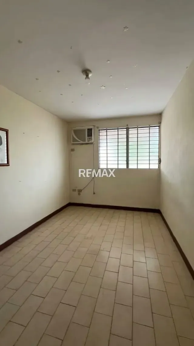 2 Casas para uso Residencial o Comercial - 10