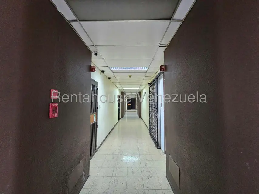 Oficina en Alquiler en Bello Monte, Distrito Metropolitano - 8
