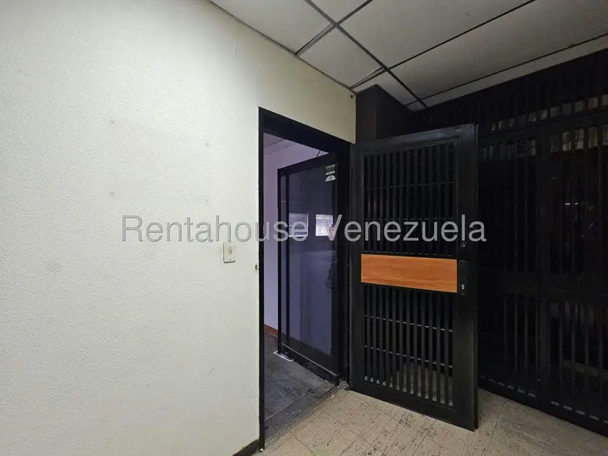 Oficina en Alquiler en Bello Monte, Distrito Metropolitano - 9