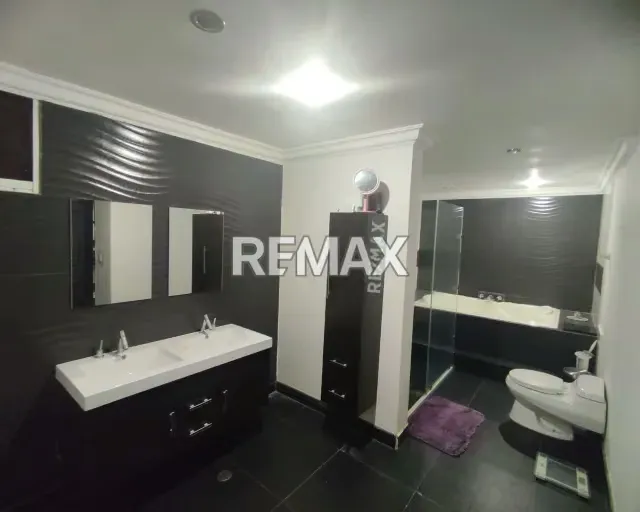 EN VENTA AMPLIA CASA, EN JUAN GRIEGO, URB. EL CARDENAL, ISLA DE MARGARITA. - 11