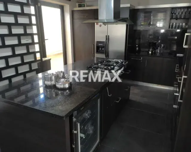 EN VENTA AMPLIA CASA, EN JUAN GRIEGO, URB. EL CARDENAL, ISLA DE MARGARITA. - 4