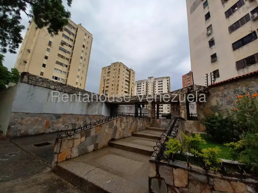Apartamento (1 Nivel) en Venta en Trigal Norte, Carabobo