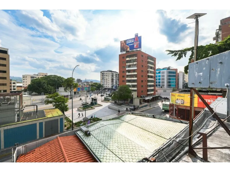 Terreno Comercial de 1.130m con Estructura Hotelera en los dos camino - 13