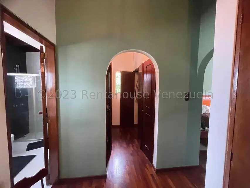 Casa (Multipes Niveles) en Venta en La Lagunita Country Club, Distrito Metropolitano - 42