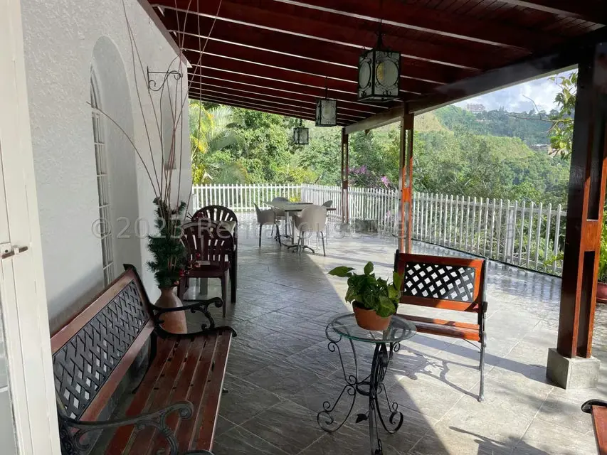 Casa (Multipes Niveles) en Venta en La Lagunita Country Club, Distrito Metropolitano - 73