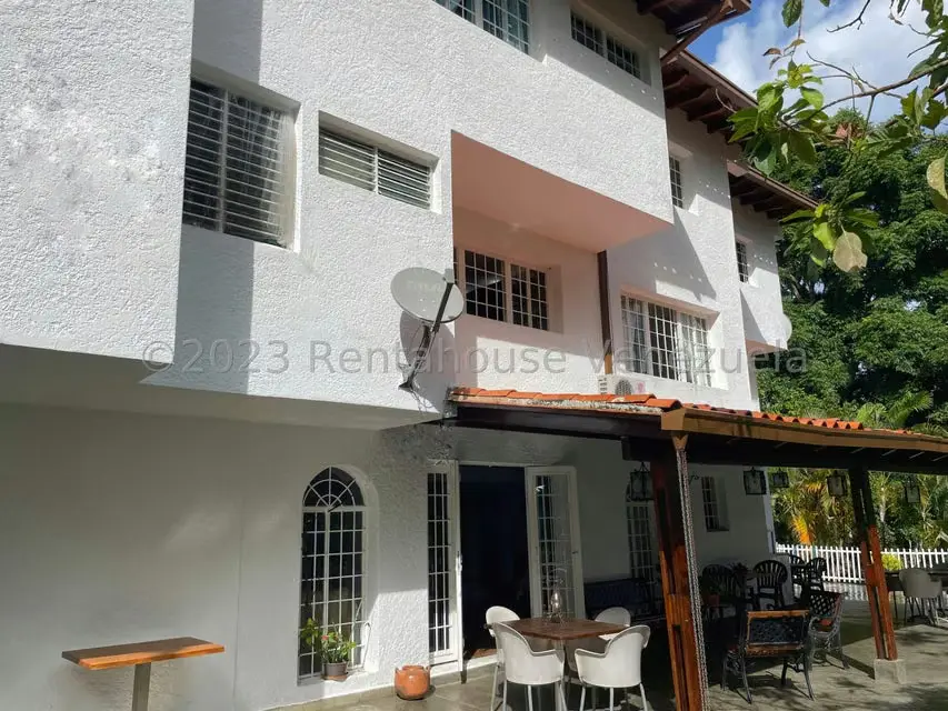 Casa (Multipes Niveles) en Venta en La Lagunita Country Club, Distrito Metropolitano - 74