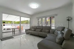 View 16