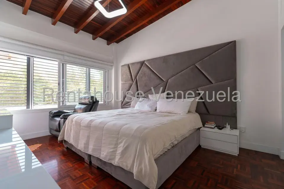 Casa (Duplex) en Venta en La Tahona, Distrito Metropolitano - 41
