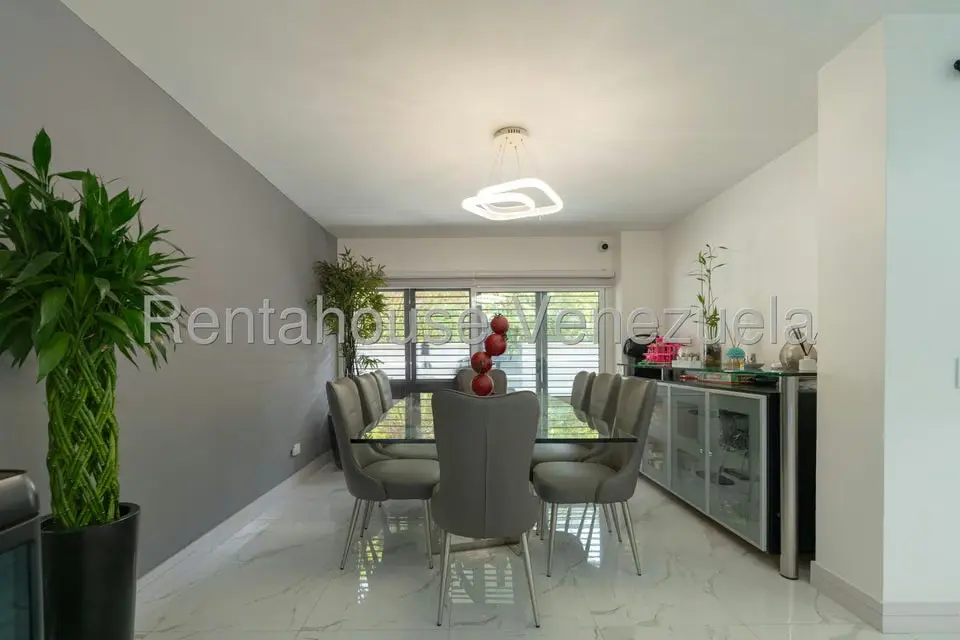 Casa (Duplex) en Venta en La Tahona, Distrito Metropolitano - 10