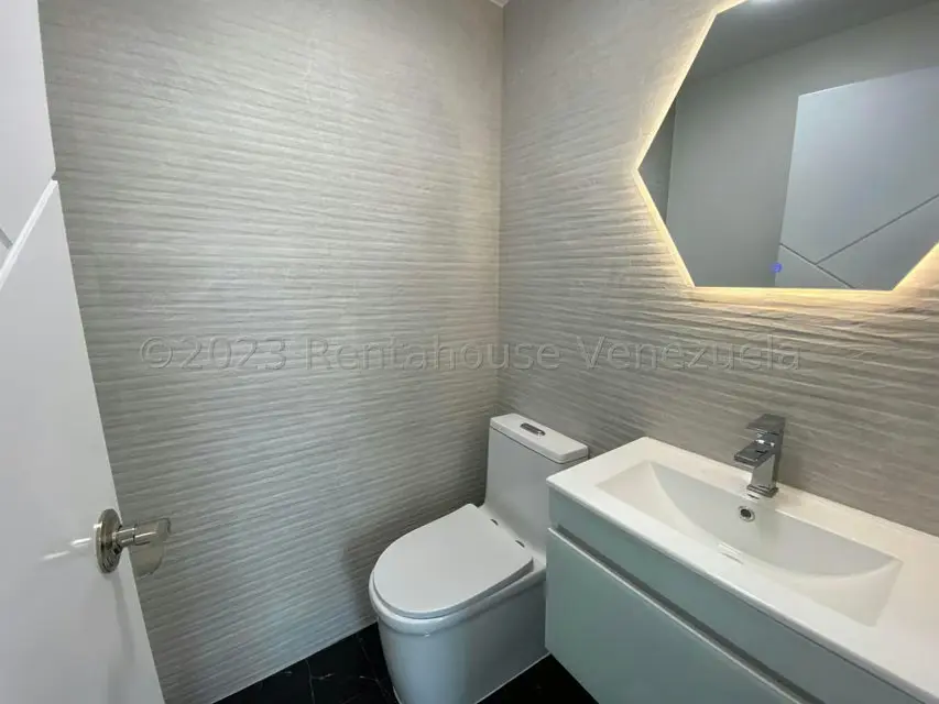 Oficina en Venta en Las Mercedes, Distrito Metropolitano - 11