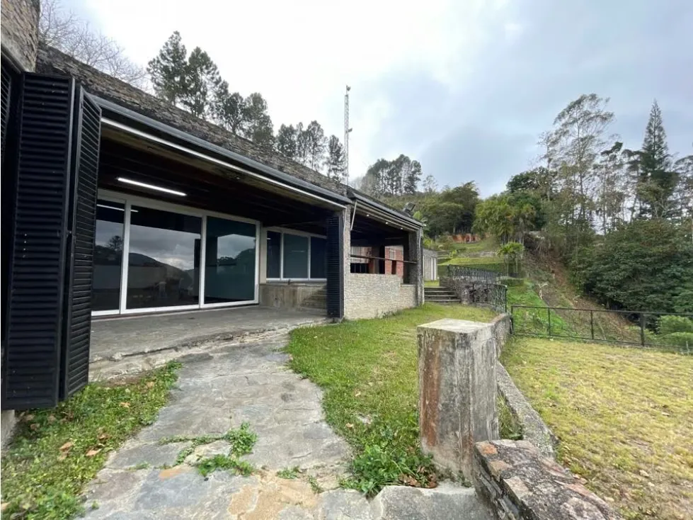 Vendo casa 1478m2 7h+2s/10b/20p Los Guayabitos