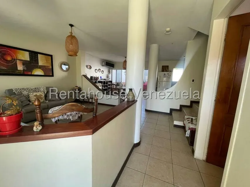 Casa (Duplex) en Venta en La Mora, Lara - 41