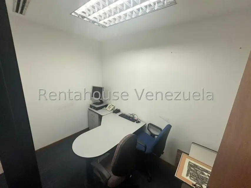Oficina en Venta en Prados del Este, Distrito Metropolitano - 14