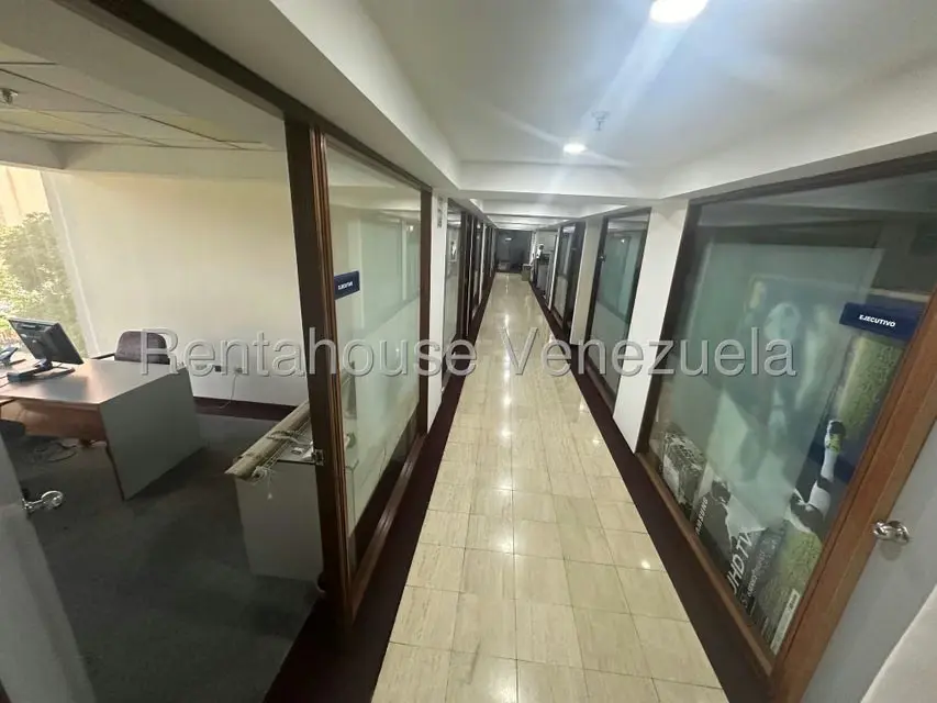 Oficina en Venta en Prados del Este, Distrito Metropolitano - 20