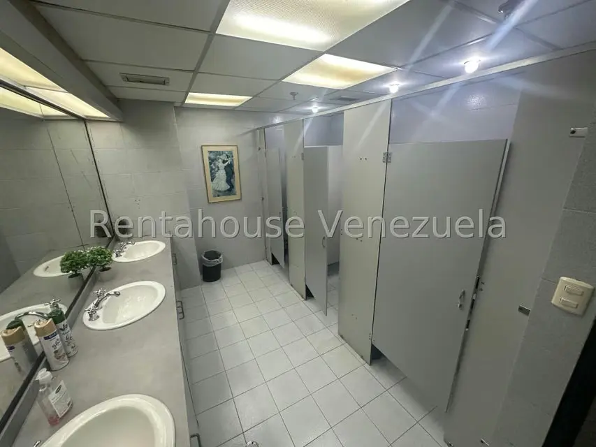 Oficina en Venta en Prados del Este, Distrito Metropolitano - 43