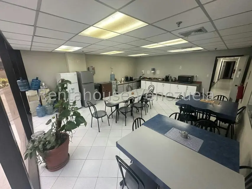 Oficina en Venta en Prados del Este, Distrito Metropolitano - 48
