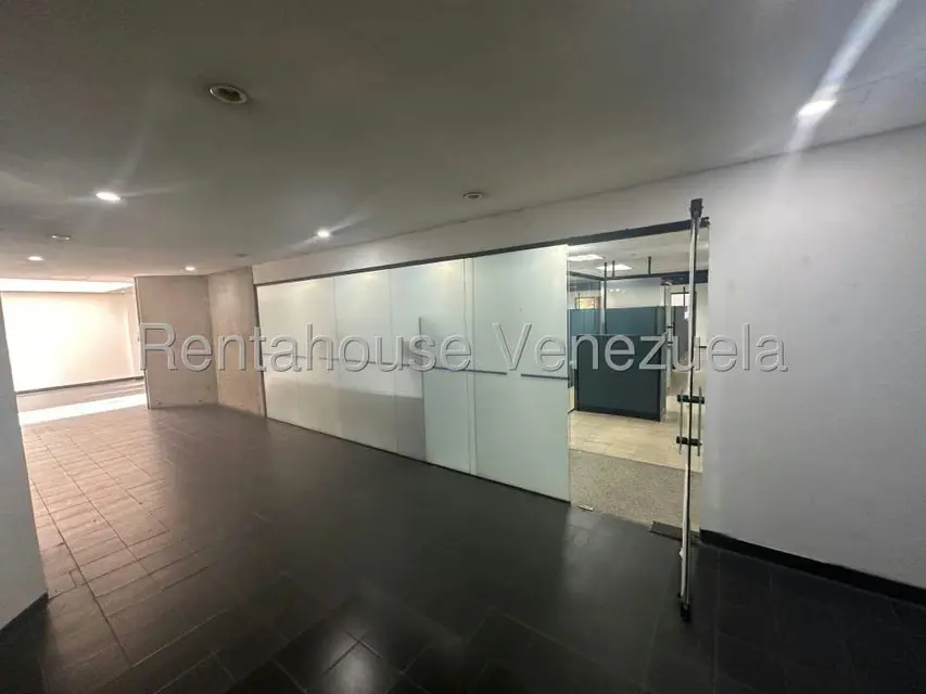 Oficina en Venta en Prados del Este, Distrito Metropolitano - 50
