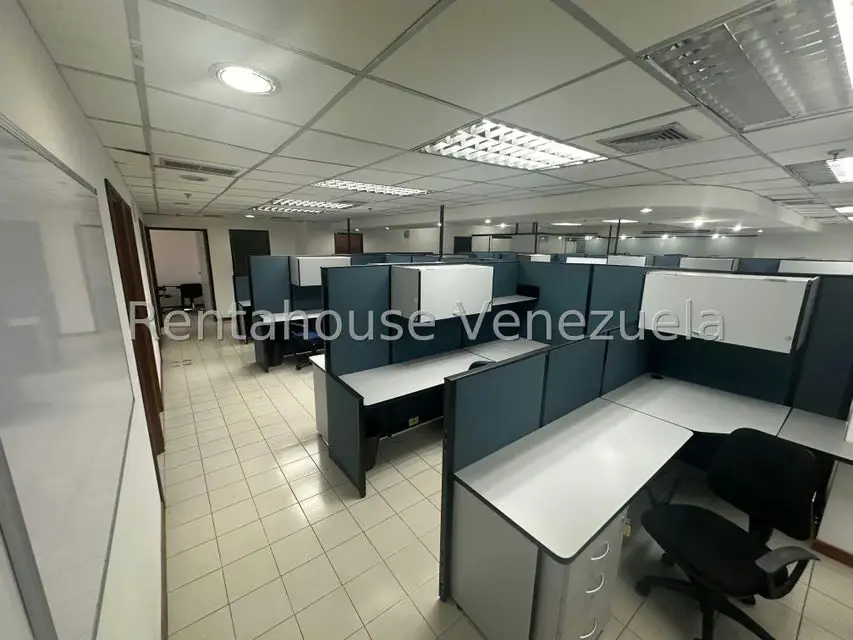 Oficina en Venta en Prados del Este, Distrito Metropolitano - 61