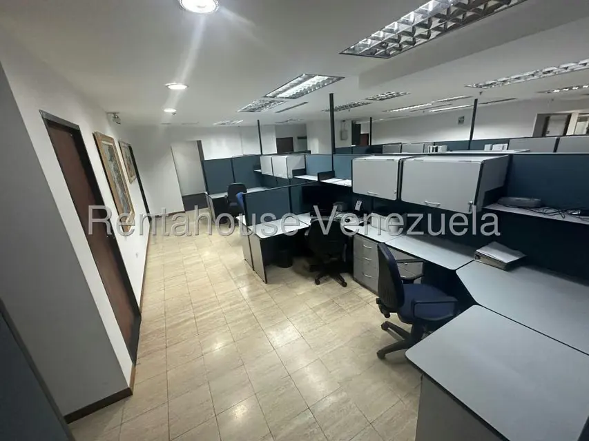 Oficina en Venta en Prados del Este, Distrito Metropolitano - 9