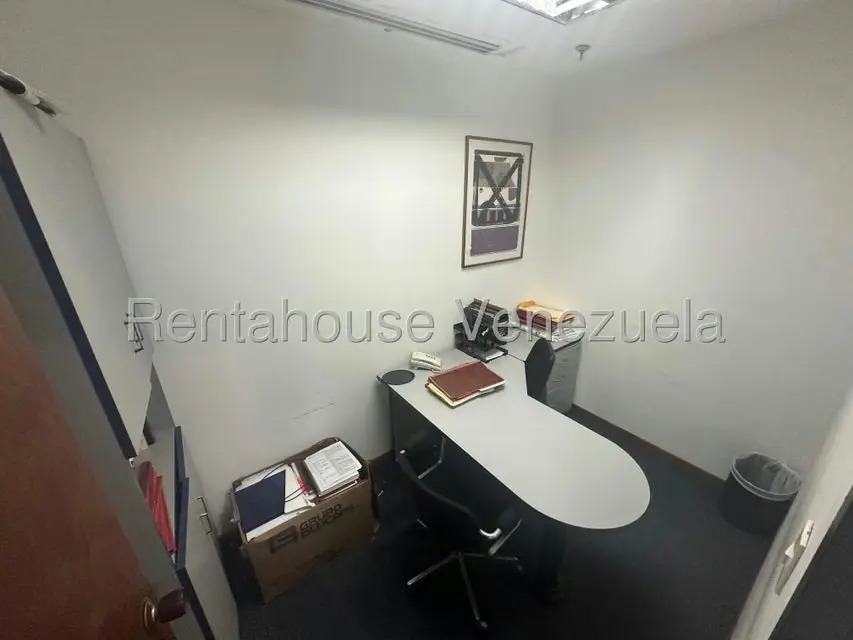 Oficina en Venta en Prados del Este, Distrito Metropolitano - 10