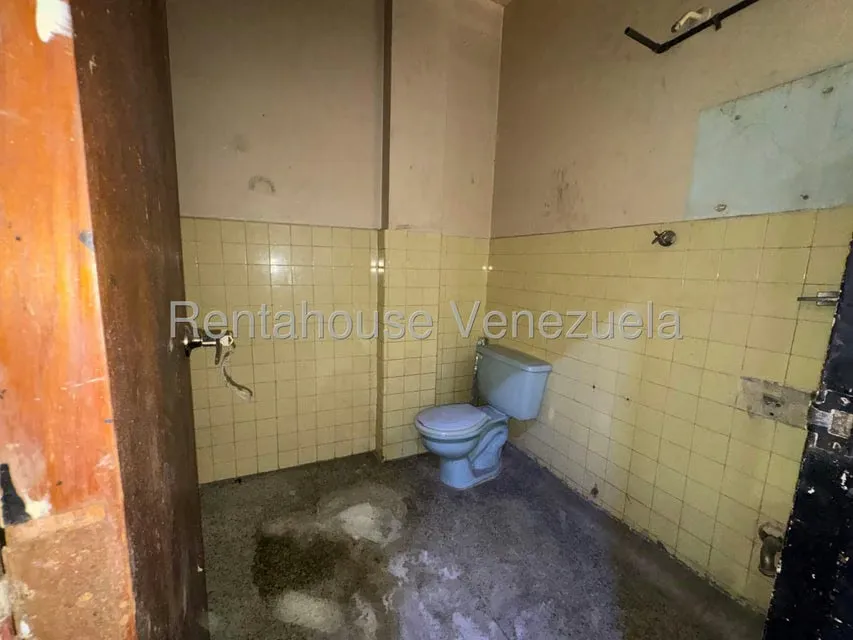Local Comercial en Alquiler en Catia, Distrito Metropolitano - 18