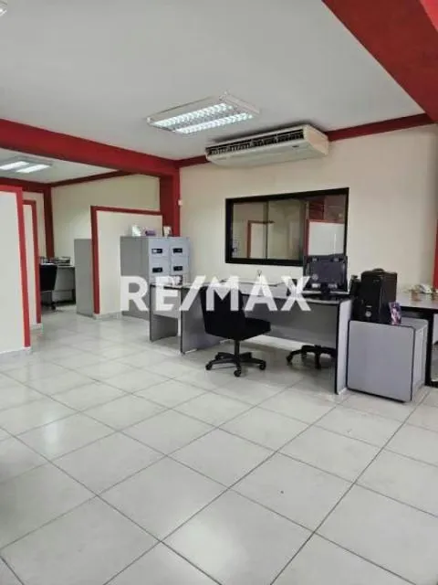 Venta De Galpón En Zona Industrial De Castillito San Diego 962 M2. - 3