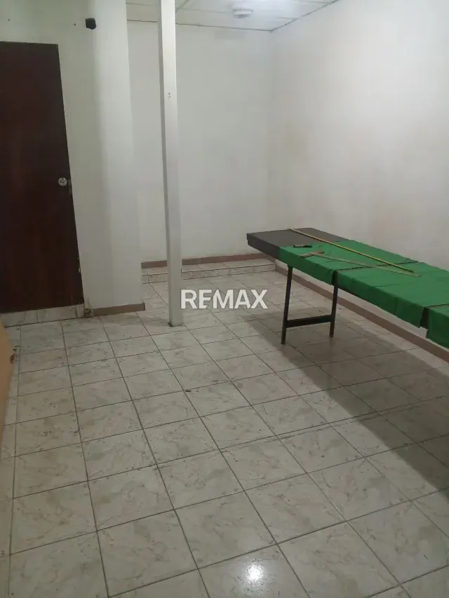 Alquilo oficina centro de Barquisimeto carrera 19