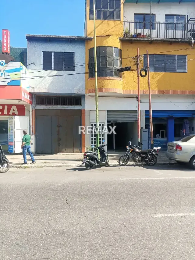 Alquilo oficina centro de Barquisimeto carrera 19 - 2
