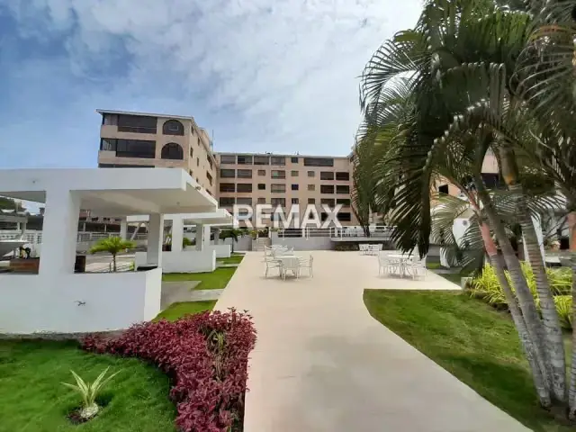 EN VENTA HERMOSO APARTAMENTO CON HERMOSA VISTA MAR MARINA PRIVADA Y PLANTA ELECTRICA TOTAL EN EL CONJUNTO RESIDENCIAL MIRAMAR EN TUCACAS ESTADO FALCON