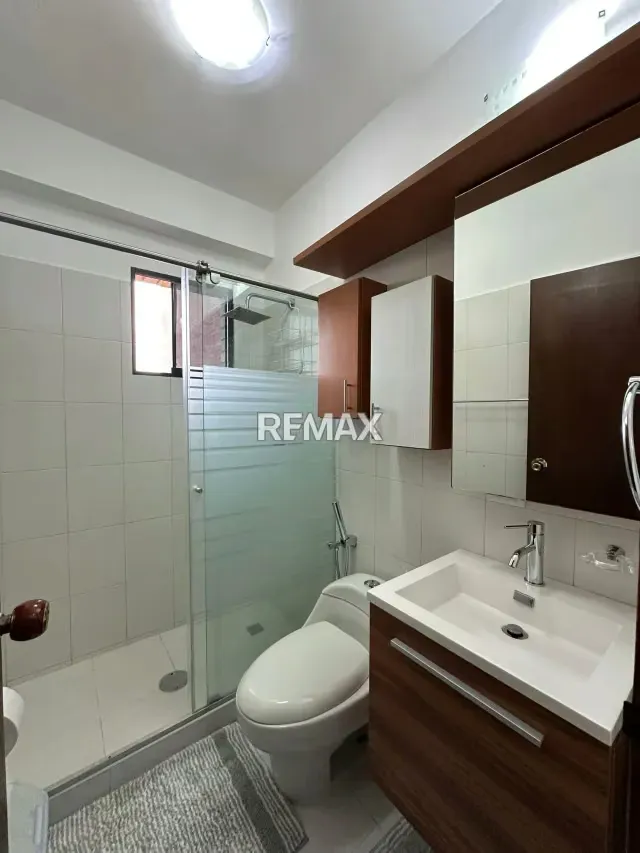 En ALQUILER apartamento ubicado en La Castellana. Residencias Paramillo Suites - 7