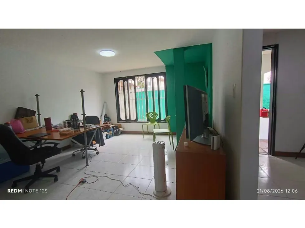 Vendo casa en calle cerrada 259m2 Alto Prado 7699 - 16