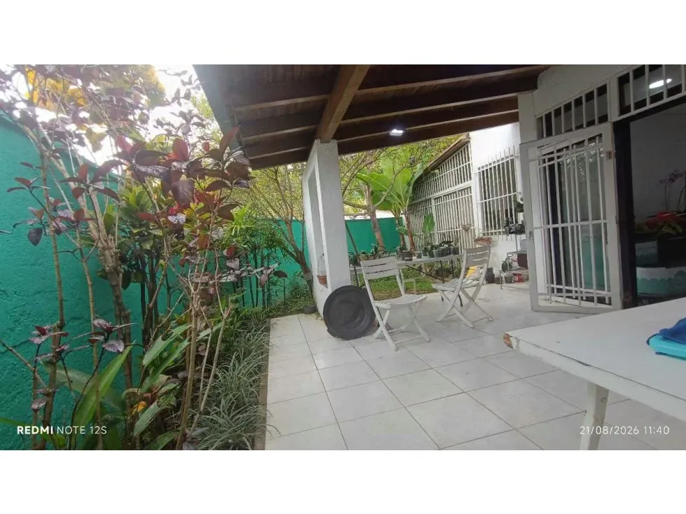 Vendo casa en calle cerrada 259m2 Alto Prado 7699 - 5