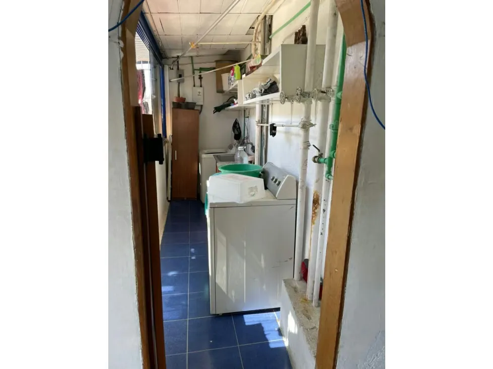 Vendo edificio 1378m2 Los Chaguaramos 6482 - 19